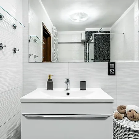 Comfy Apartments - Transatlantyk Lux Гдиня Екстер'єр фото