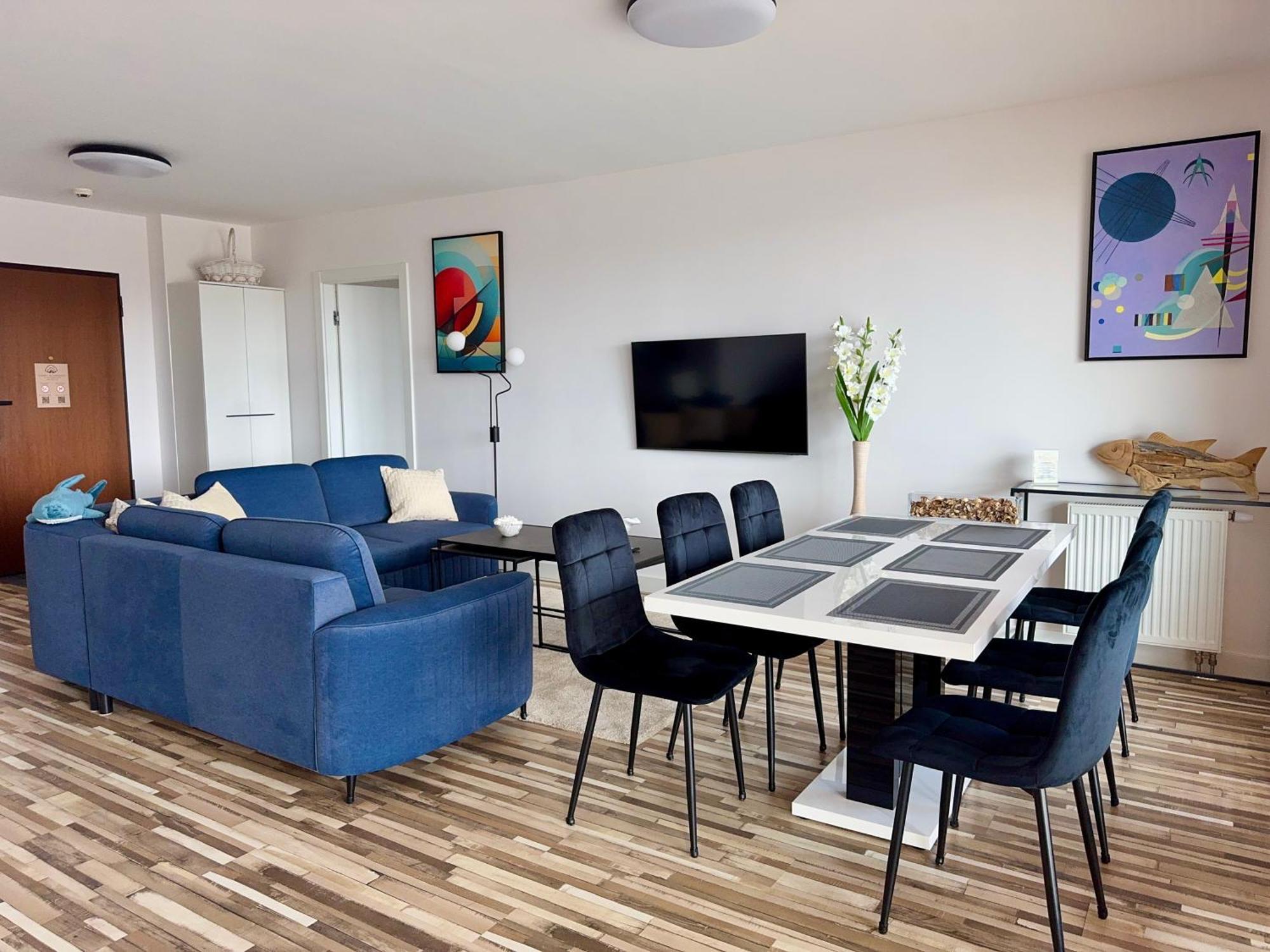 Comfy - Transatlantyk Lux * Gdynia